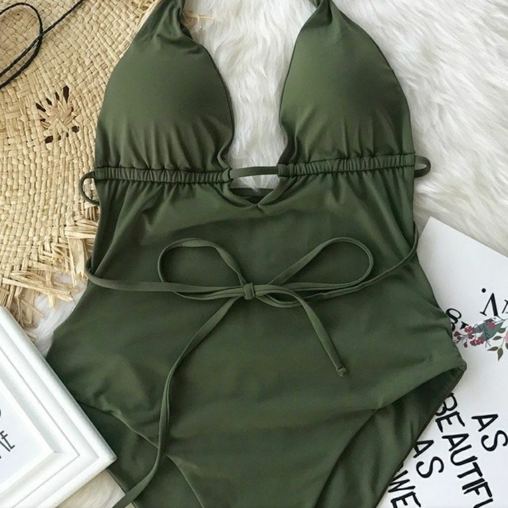 Cupshe one piece bathing suit